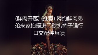 我把老婆的B掰得很开很开，都看见里面的肉了吗？