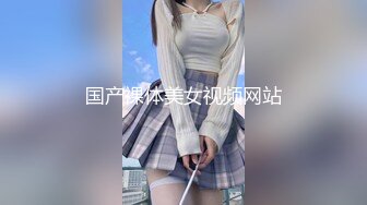 [MP4/ 978M] 熟女人妻吃鸡啪啪 在家撅着屁屁被黑祖宗大肉棒无套猛怼 爽叫不停 连射两枪