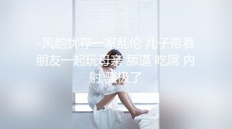 对 AV 充满好奇且有整洁感觉的业余女儿