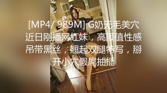 大神一路走一路抄底多位黑丝美女全是漂亮的小姐姐3 (4)