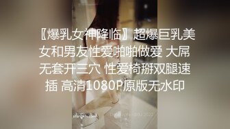 2020新全景 偷拍撅着屁股拉屎的皮裤少妇 屁声响震天